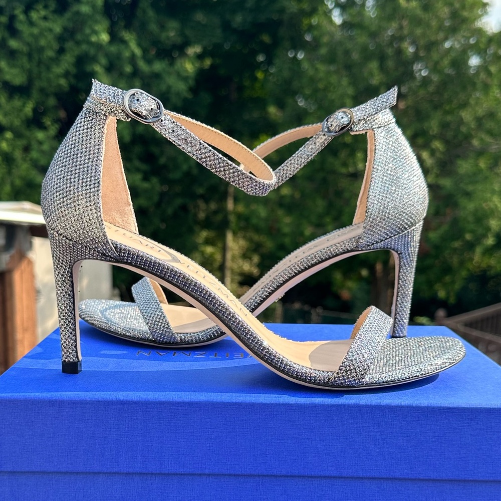 ✨HOST PICK✨*NEW* STUART WEITZMAN HEELS (US 9)